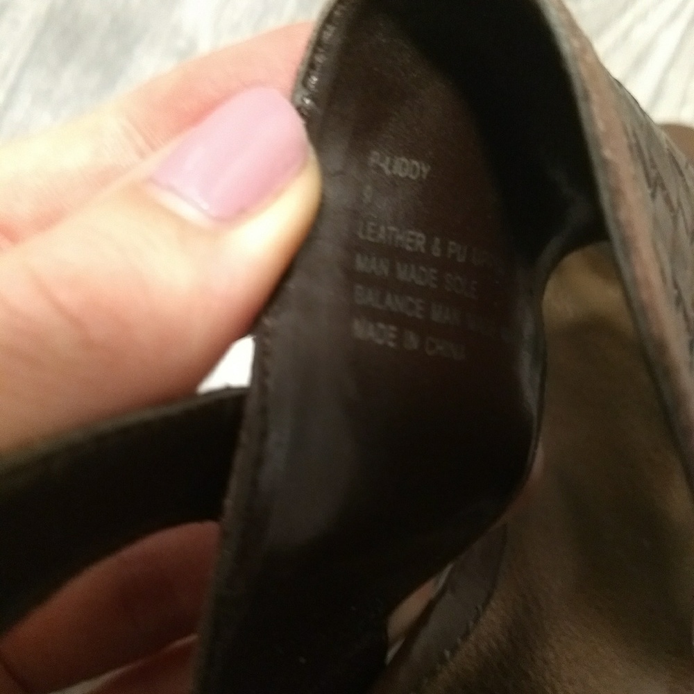 Woven Leather Heels - Picture 6 of 6